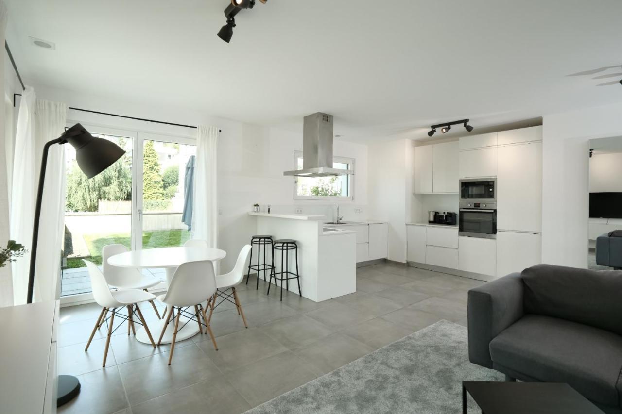 Appartement 2br Apt 100 M2 W Terrace Garden, Free Pkg- Id-26 *